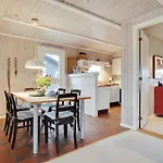 Vakantiehuis Annli - 1-5km From The Sea By Interhome