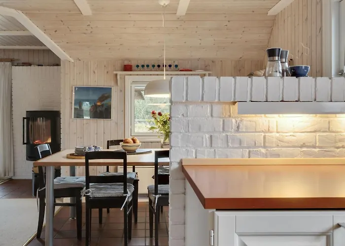 Annli - 1-5km From The Sea By Interhome